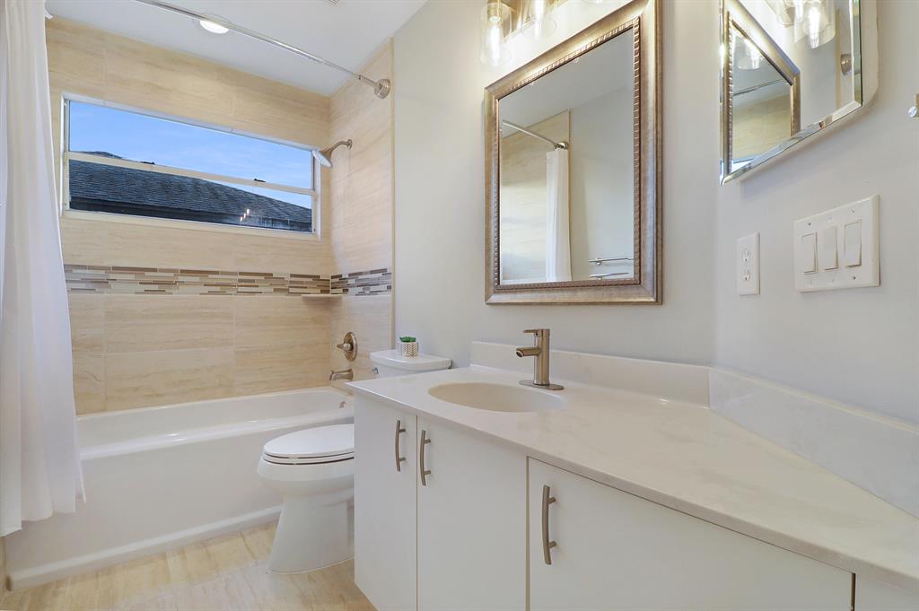 LANSDOWNE - Residential