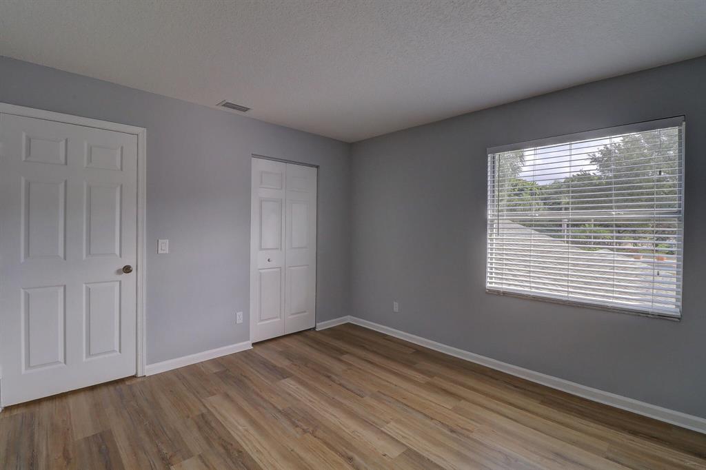 LANSDOWNE - Residential