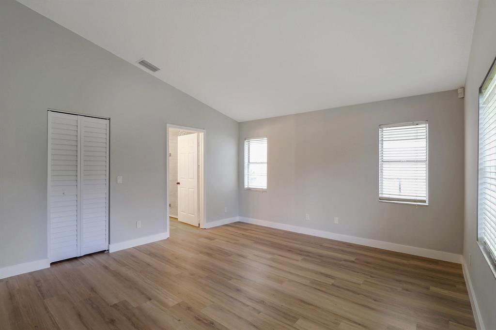 LANSDOWNE - Residential