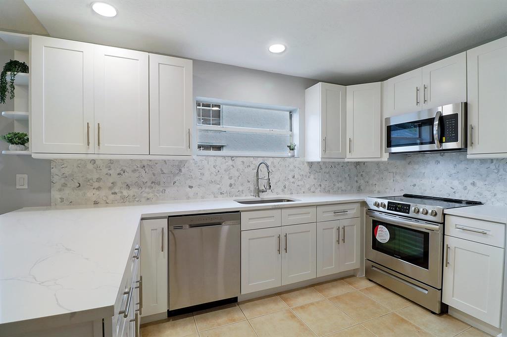 LANSDOWNE - Residential