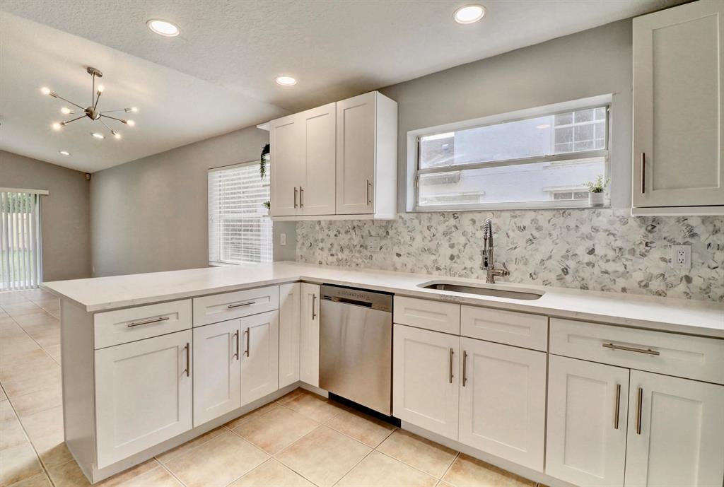 LANSDOWNE - Residential