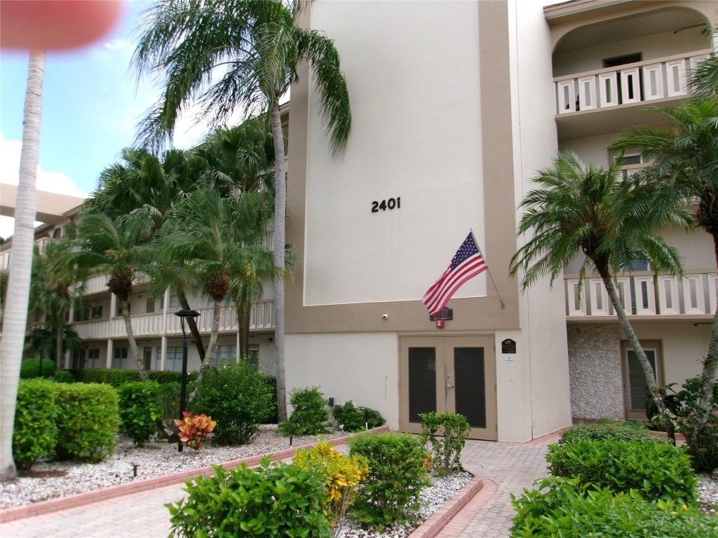 Photo of 2401 Antigua Circle #J1, Coconut Creek, FL 33066 (MLS # F10531388)