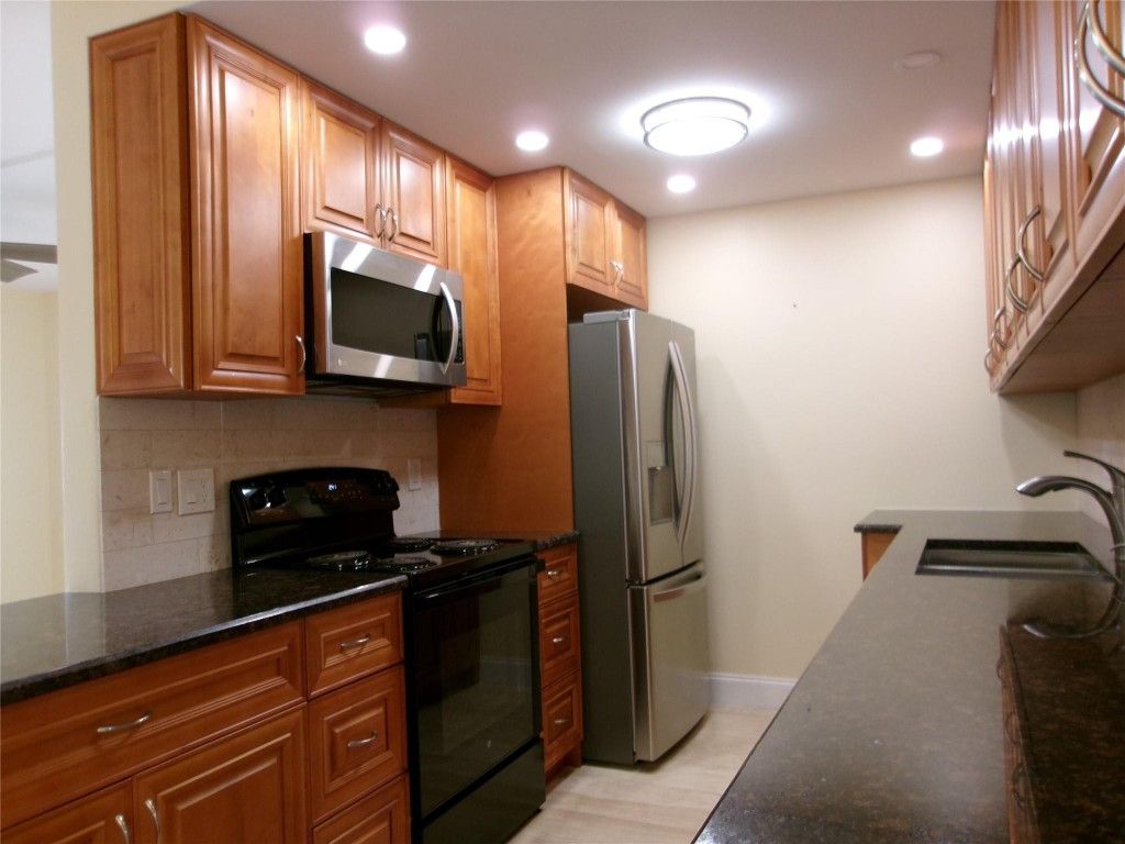 Photo of 2401 Antigua Circle #J1, Coconut Creek, FL 33066 (MLS # F10531388)