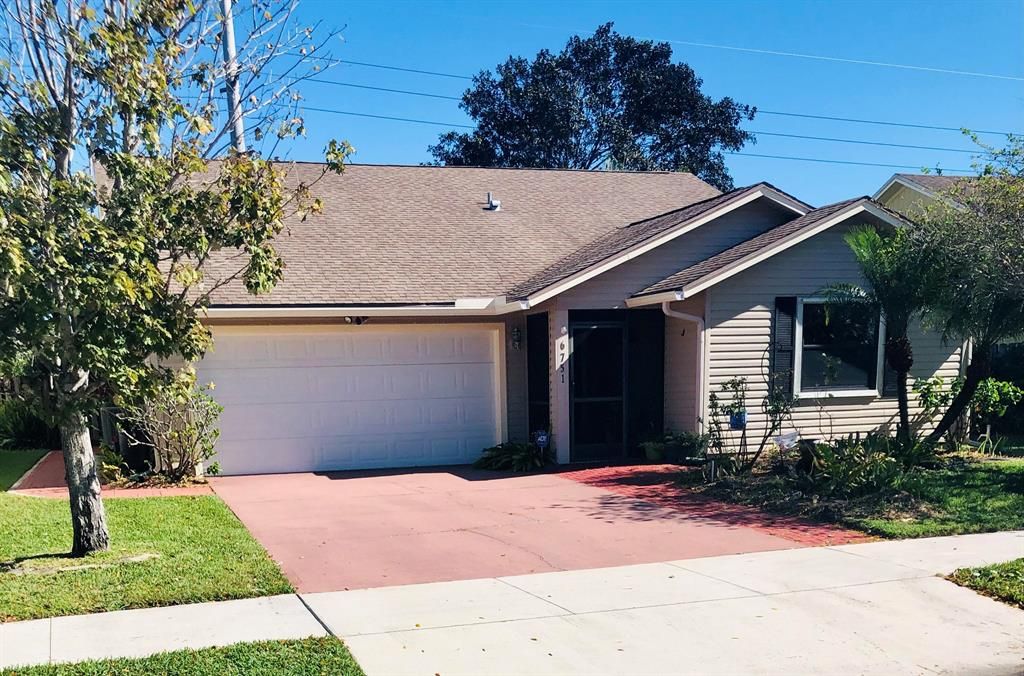 Photo of 6751 SE Raintree Avenue, Stuart, FL 34997 (MLS # R10769940)