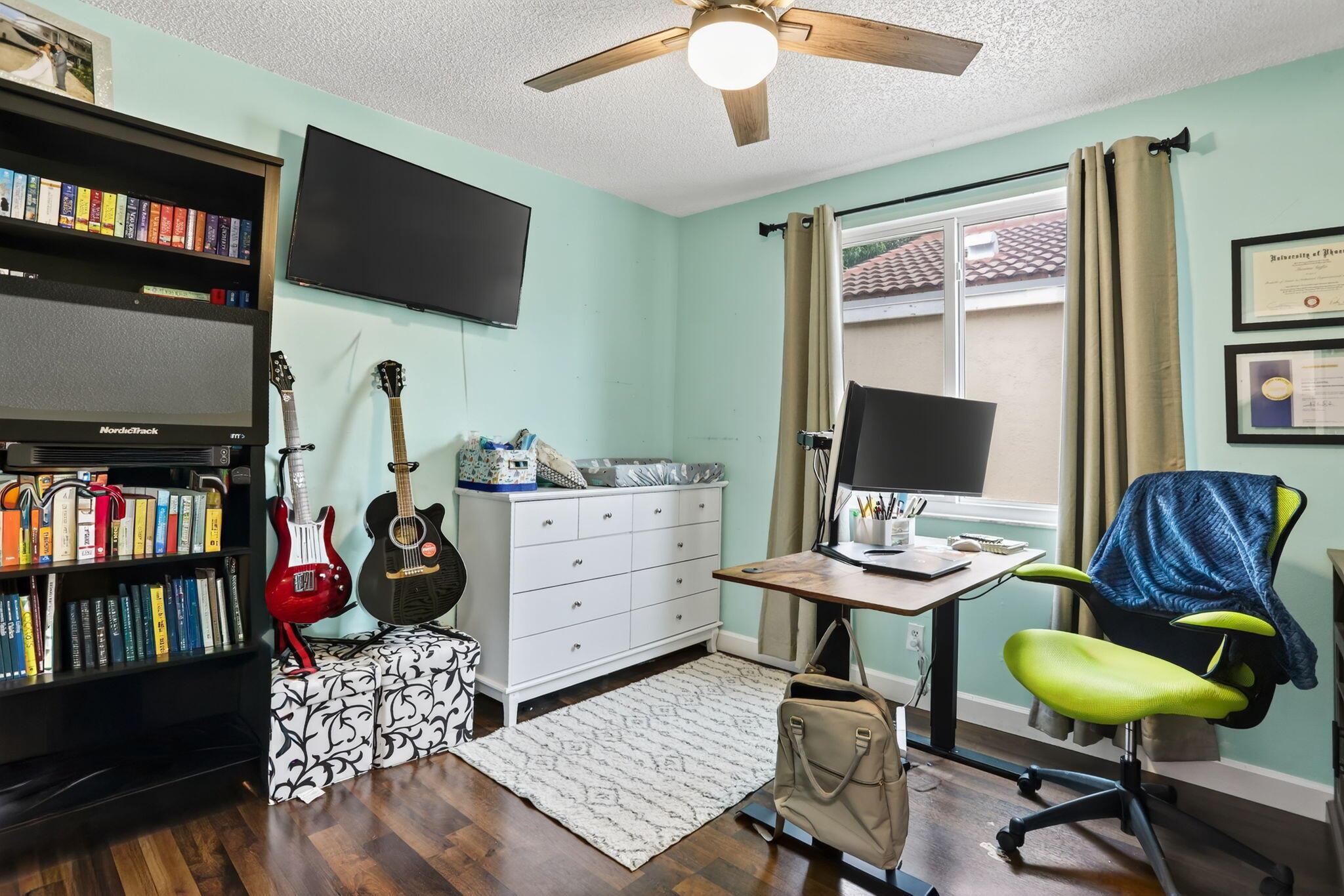 CORAL BAY REPLAT SECTION - Residential