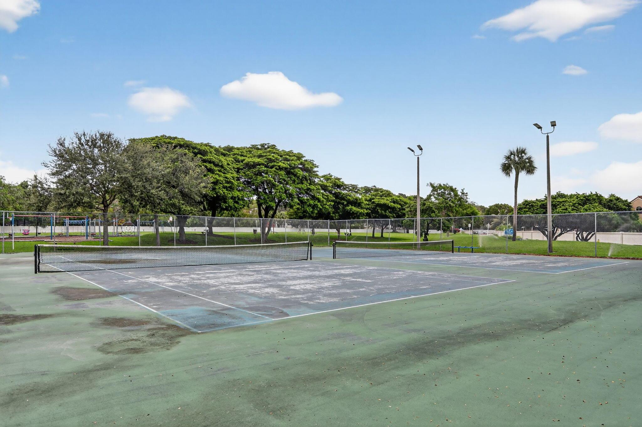 CORAL BAY REPLAT SECTION - Residential