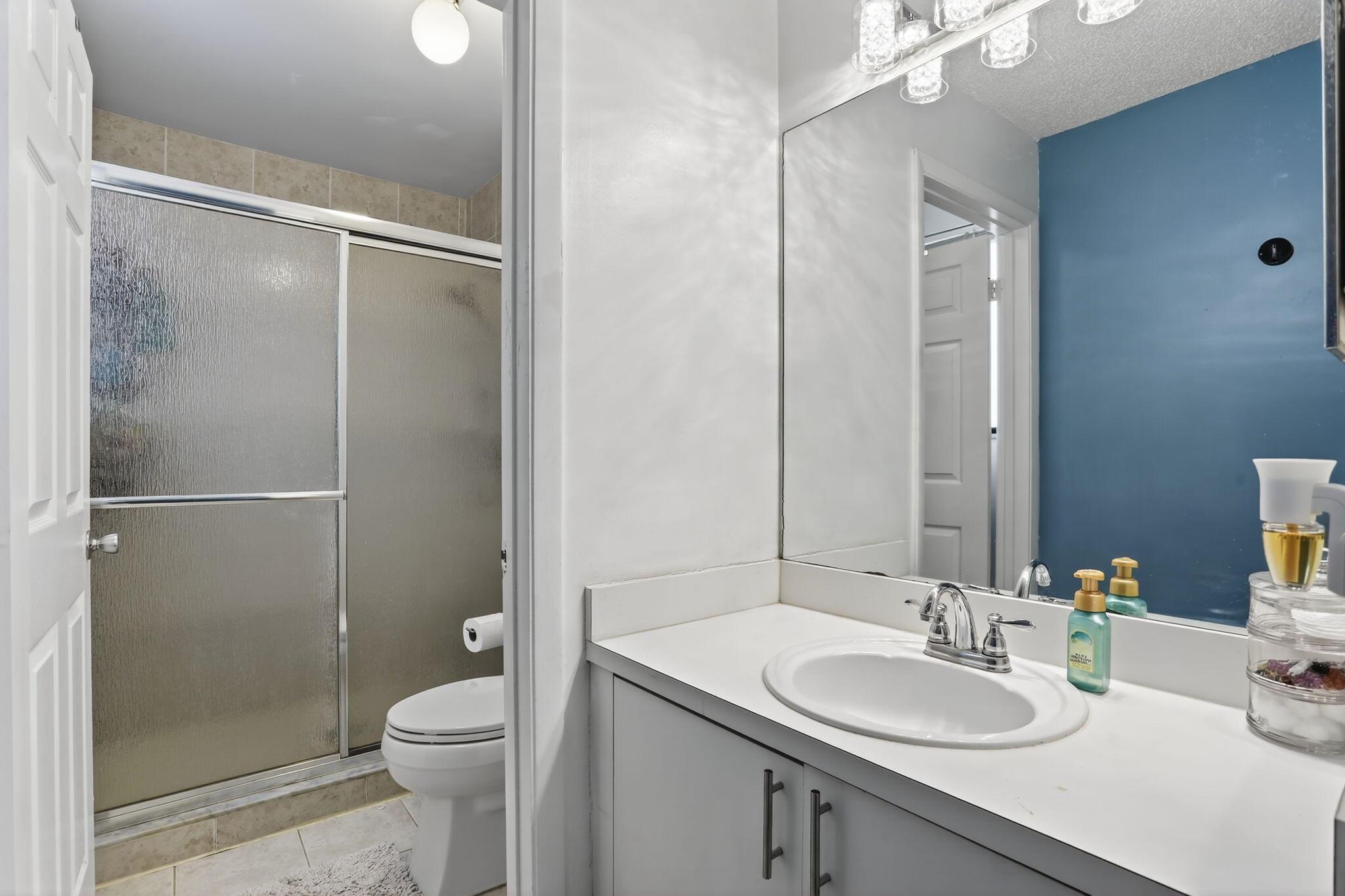 CORAL BAY REPLAT SECTION - Residential
