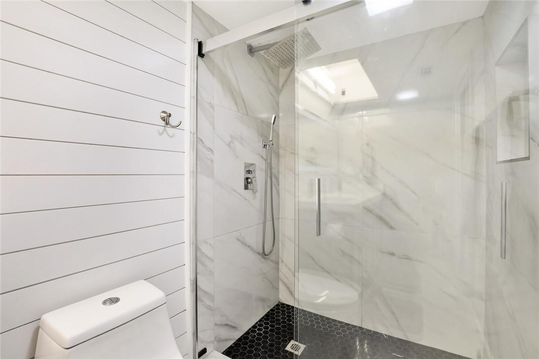 PINES OF BOCA BARWOOD CON - Residential