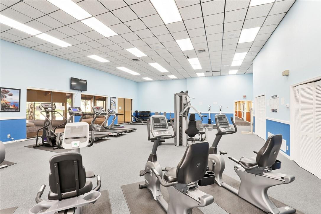 PINES OF BOCA BARWOOD CON - Residential