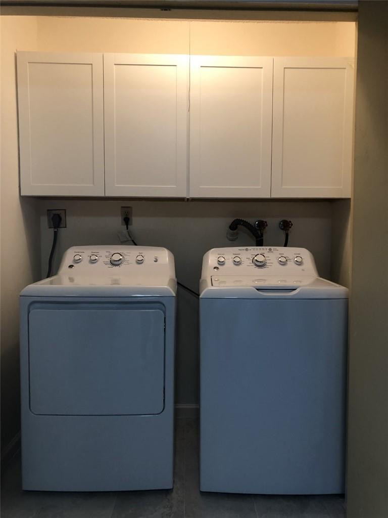 PINES OF BOCA BARWOOD CON - Residential