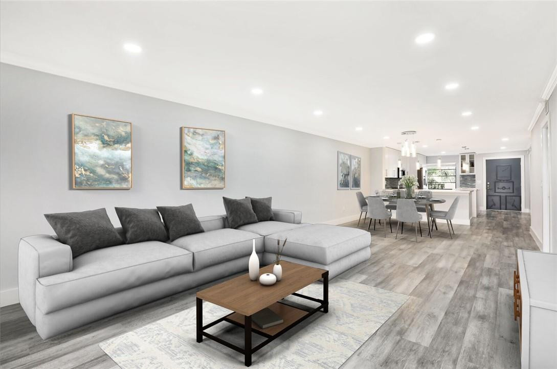 PINES OF BOCA BARWOOD CON - Residential