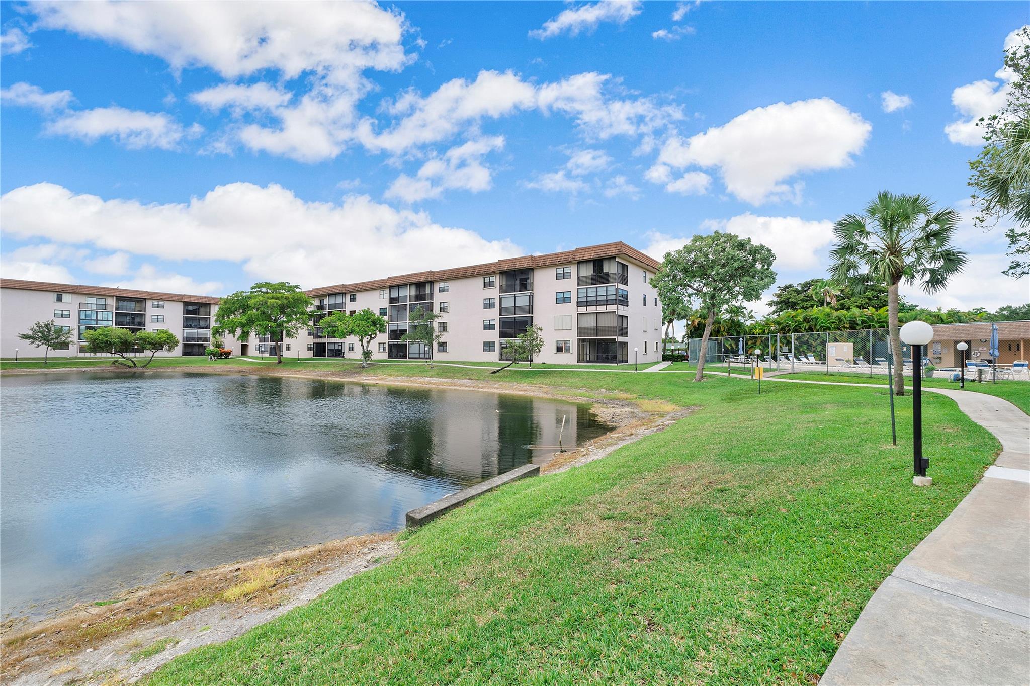 Lakes of carriage hills - Residential