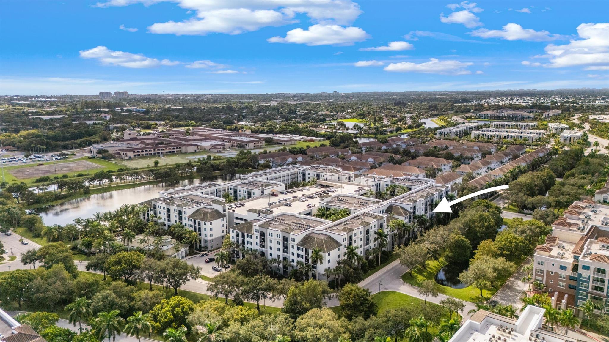 VIZCAYA LAKES CONDO - Residential Lease