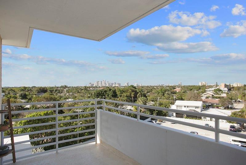 Sunrise Tower - Residential