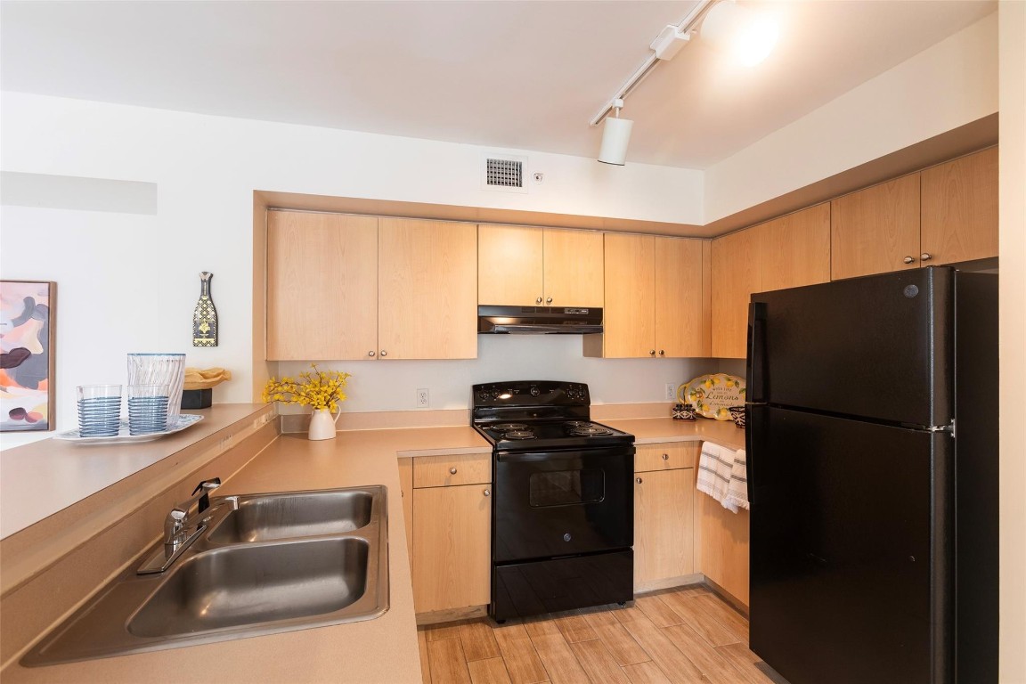 VVCC - Residential Lease