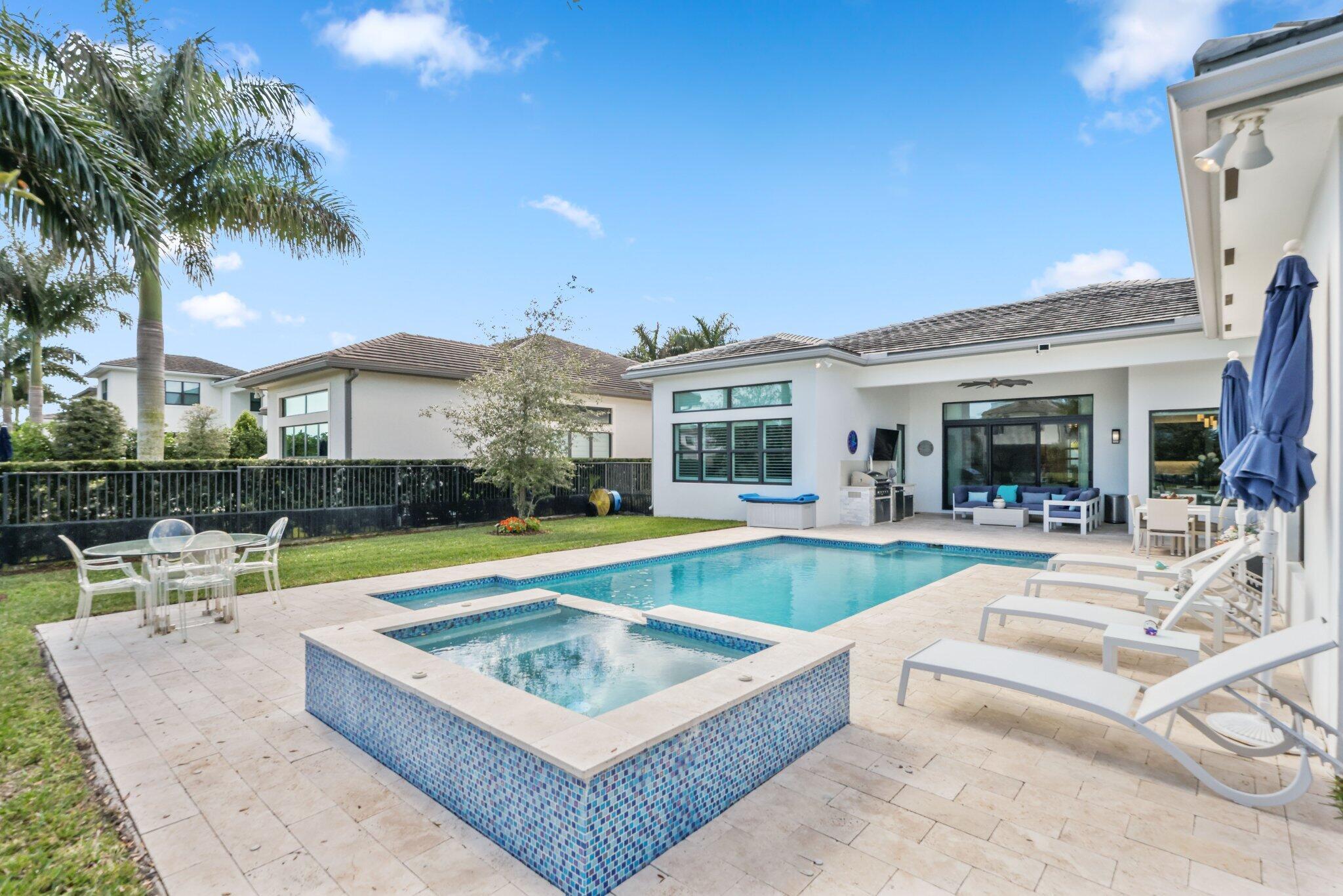 BOCA BRIDGES - Residential