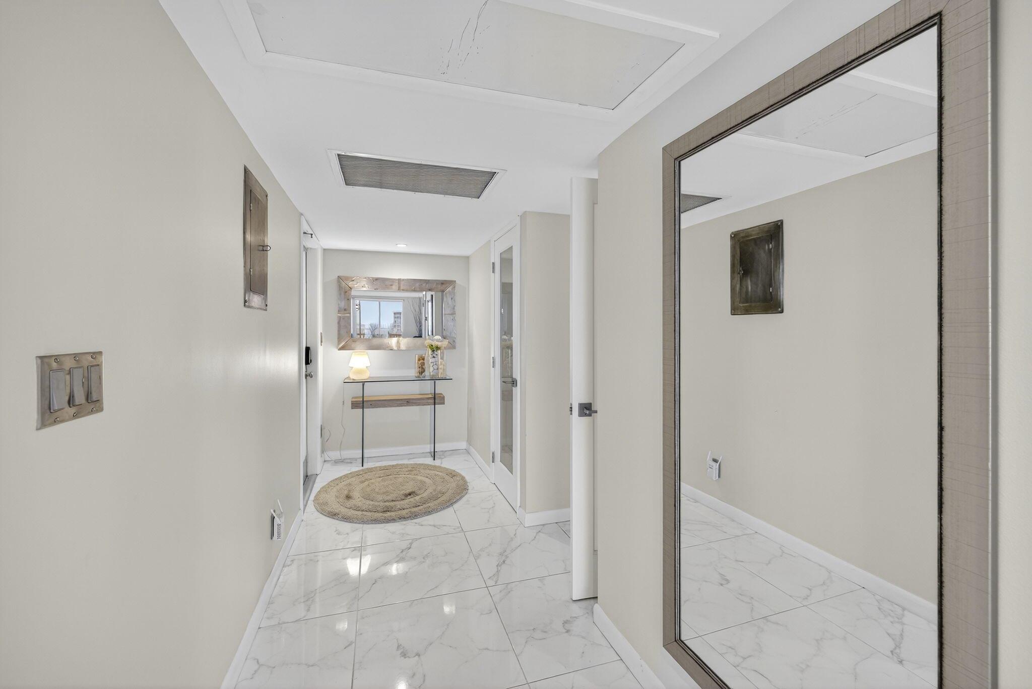 NO 49 PALM-AIRE COUNTRY C - Residential Lease