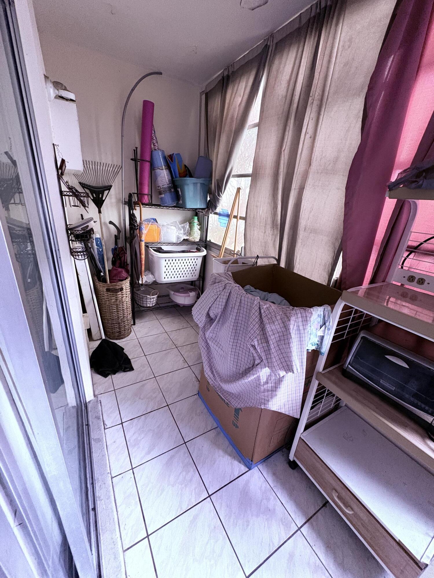 LYNDHURST A CONDO - Residential