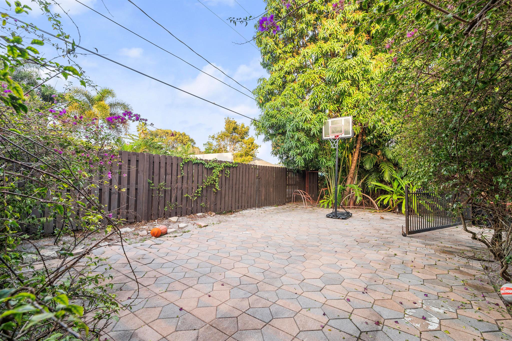 NORTHWOOD ADD - Residential Income