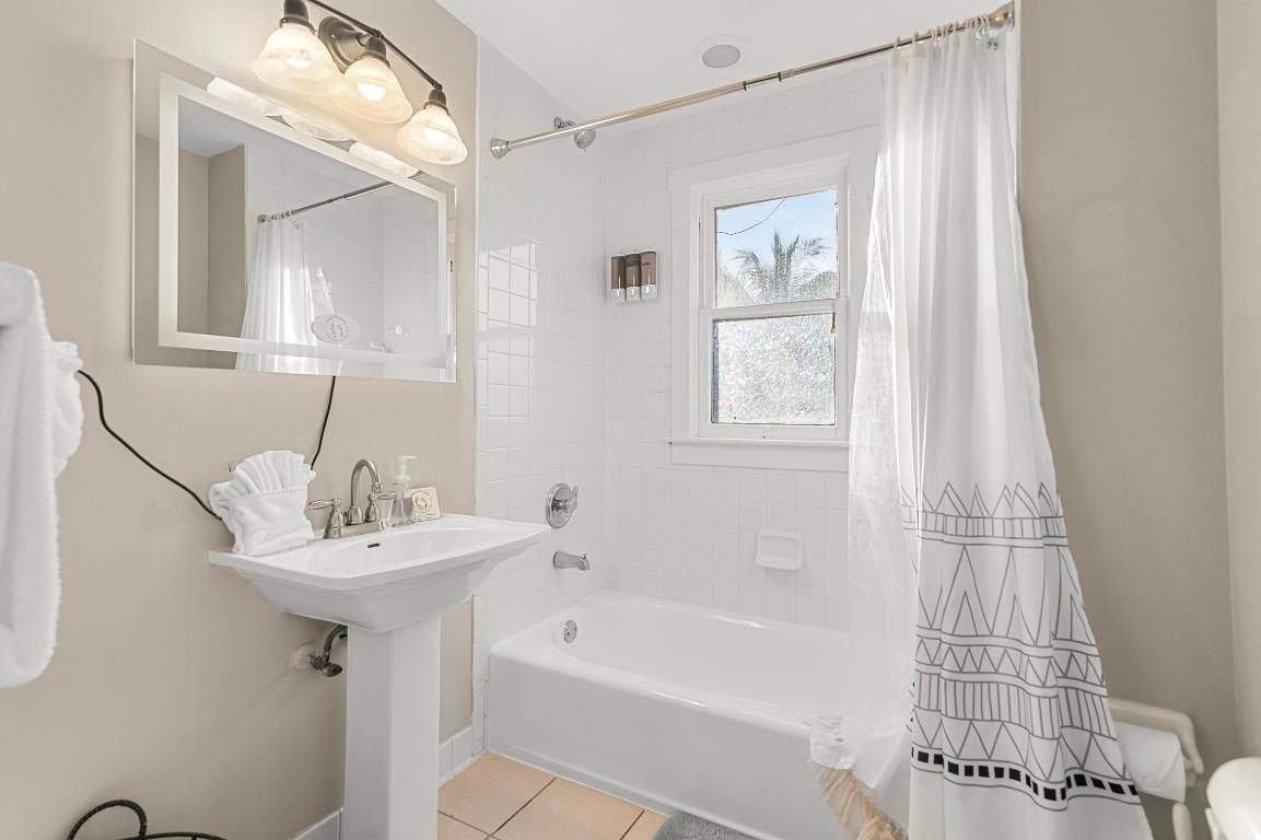 NORTHWOOD ADD - Residential Income