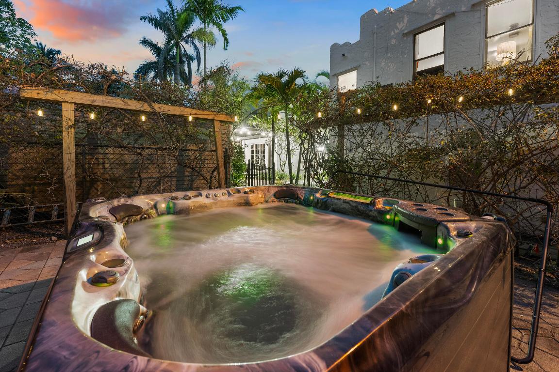 NORTHWOOD ADD - Residential Income