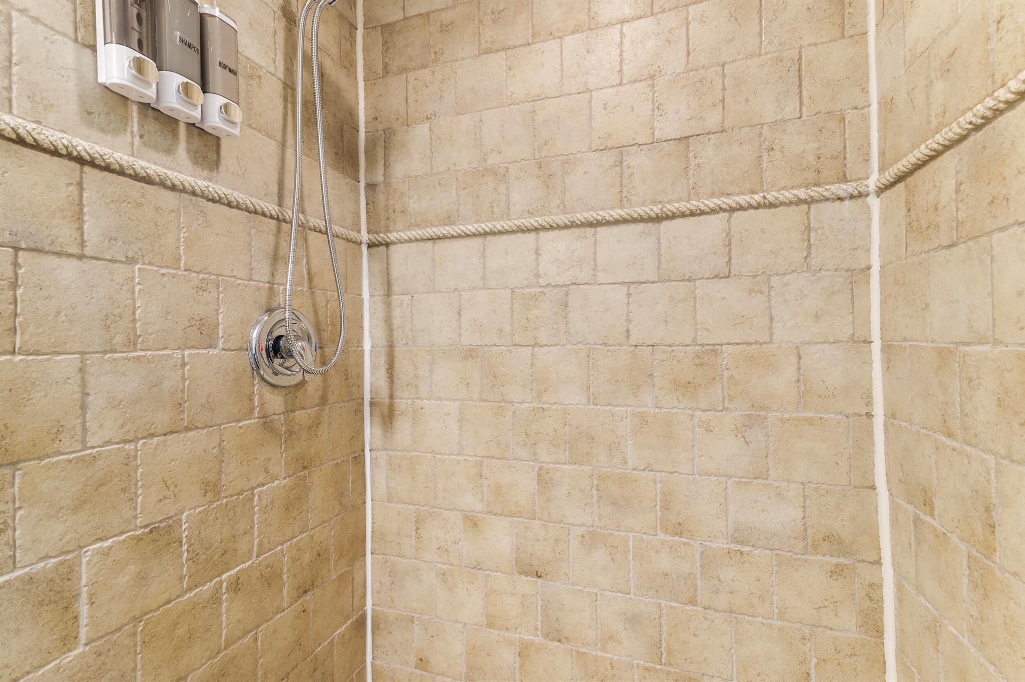 NORTHWOOD ADD - Residential Income