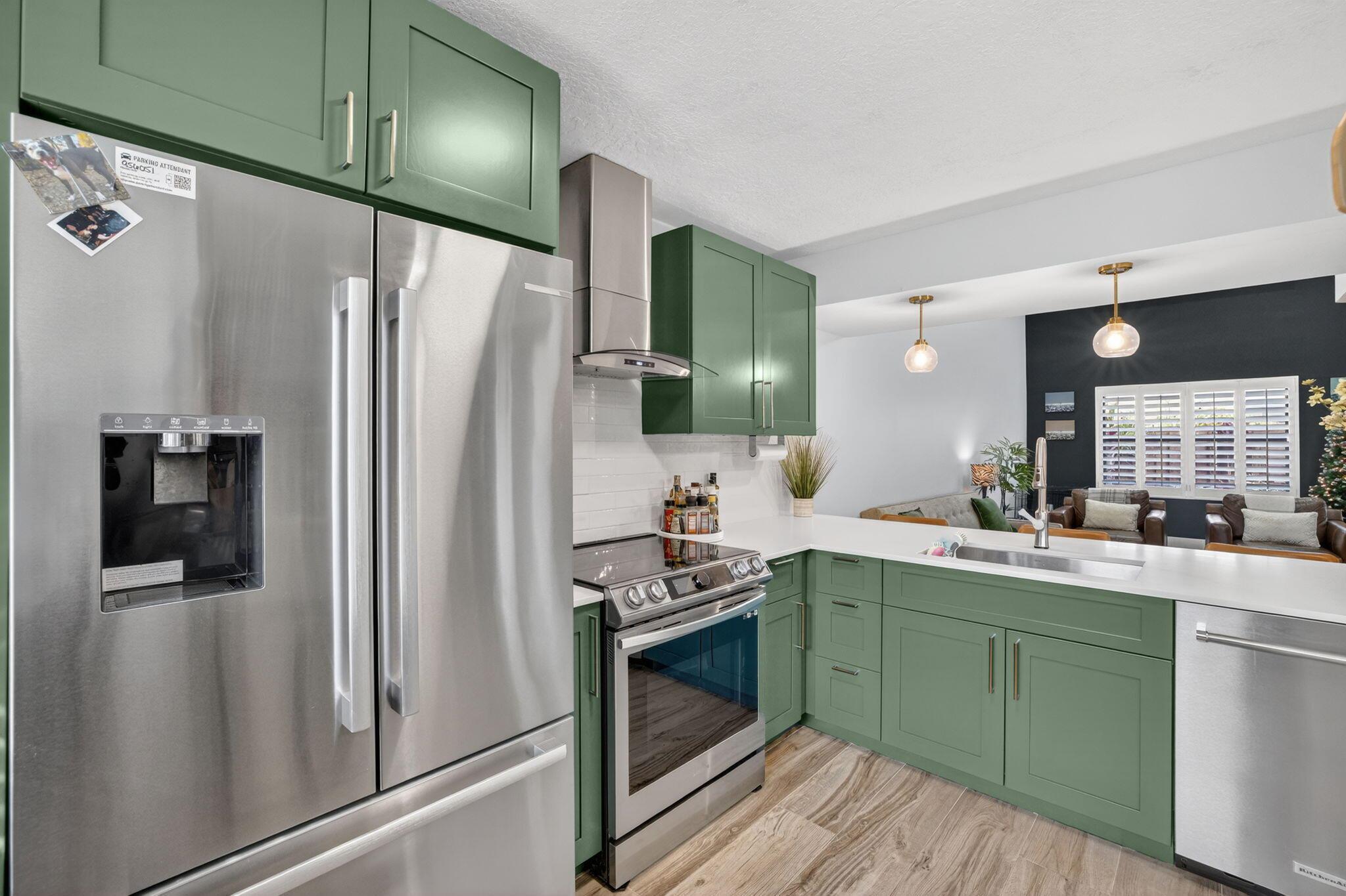 City View Townhomes - Residential