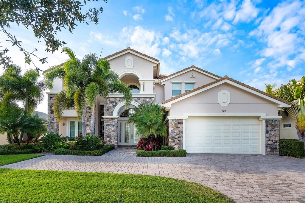 Photo of 141 Sonata Drive, Jupiter, FL 33478 (MLS # R10861771)