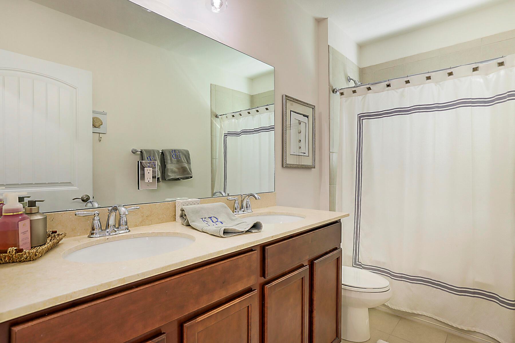 LIMESTONE CAY - Residential