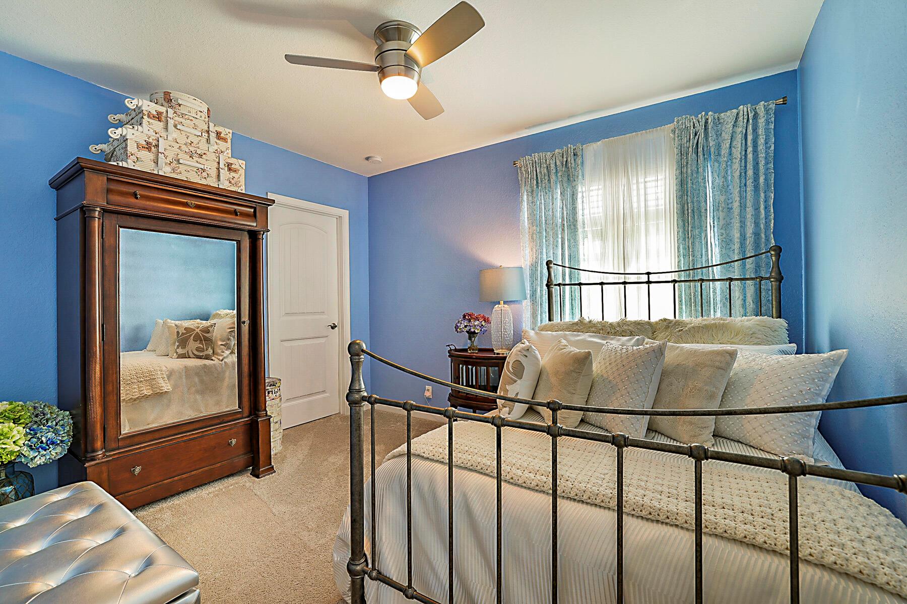 LIMESTONE CAY - Residential