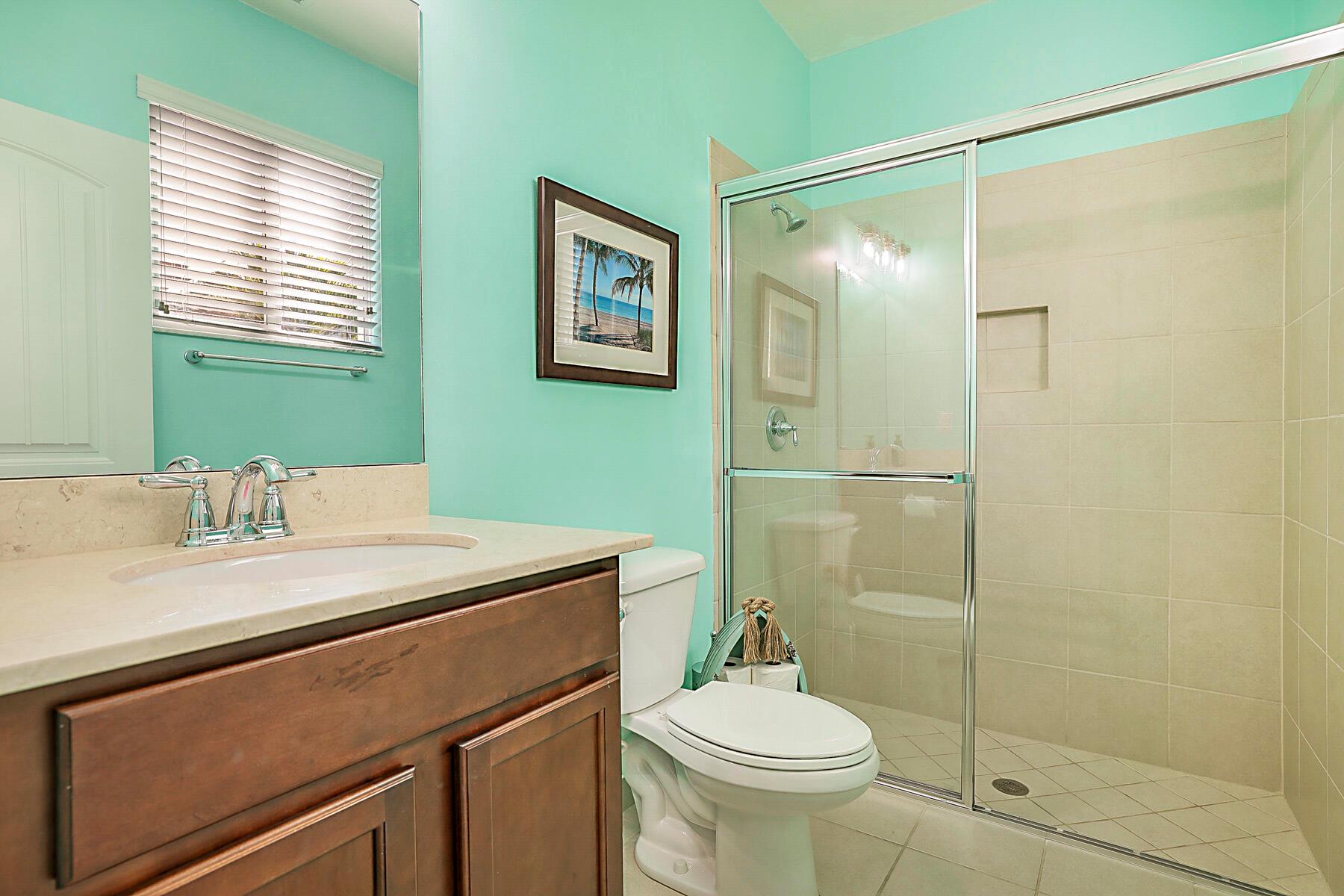 LIMESTONE CAY - Residential