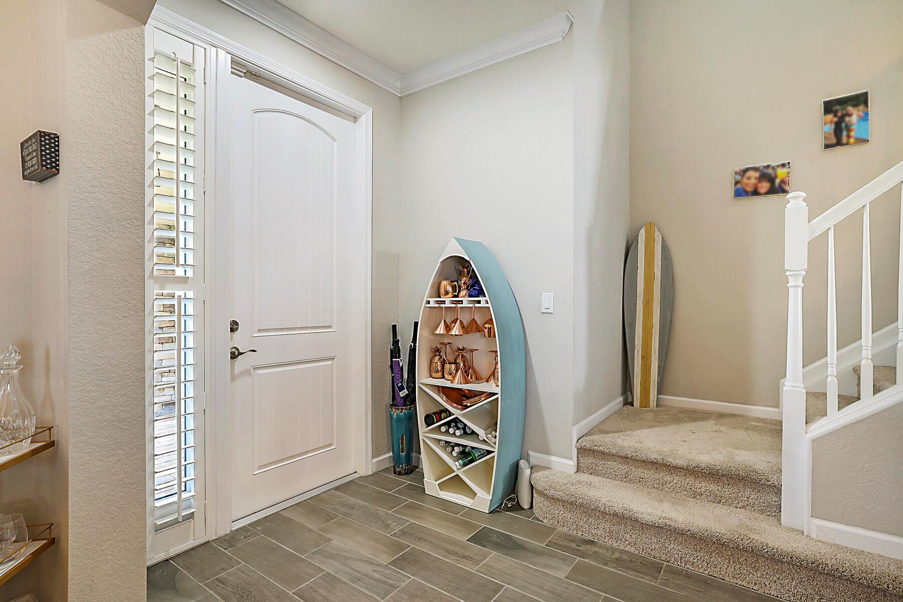 LIMESTONE CAY - Residential