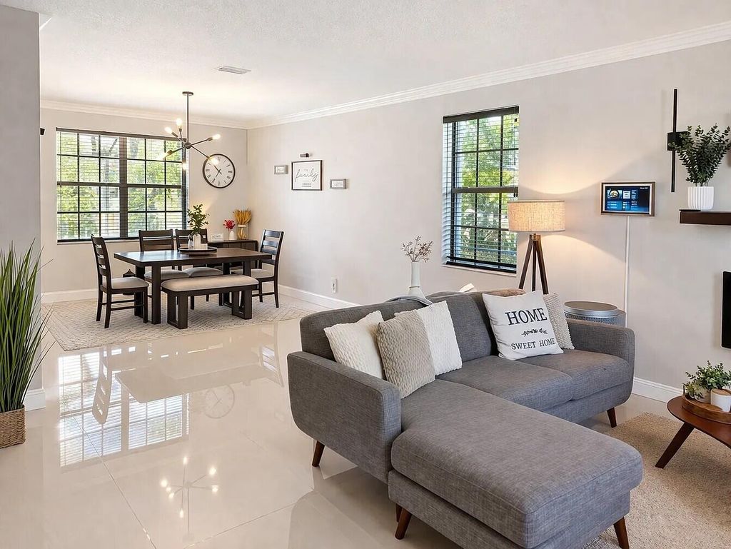 Photo of 131 Cameron Court, Weston, FL 33326 (MLS # B26018108)