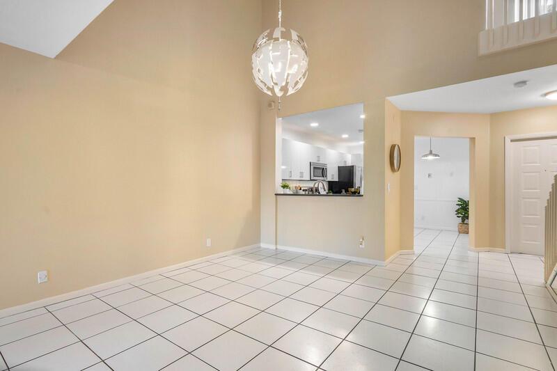 REFLECTIONS/MISSION BAY - Residential Lease