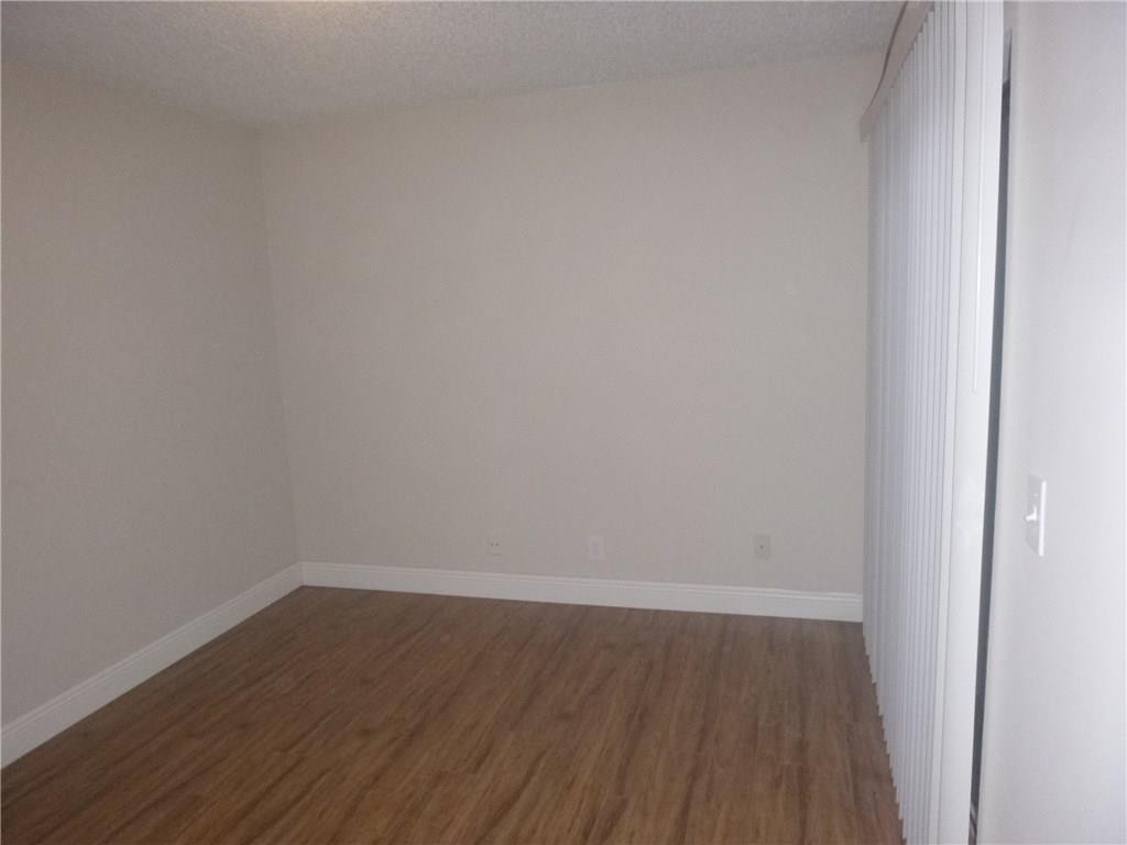 WOODBRIDGE AT PEMB LAKES - Residential