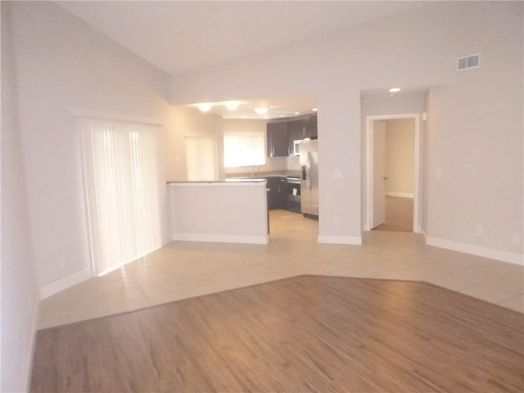 WOODBRIDGE AT PEMB LAKES - Residential