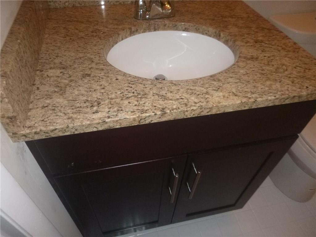 WOODBRIDGE AT PEMB LAKES - Residential