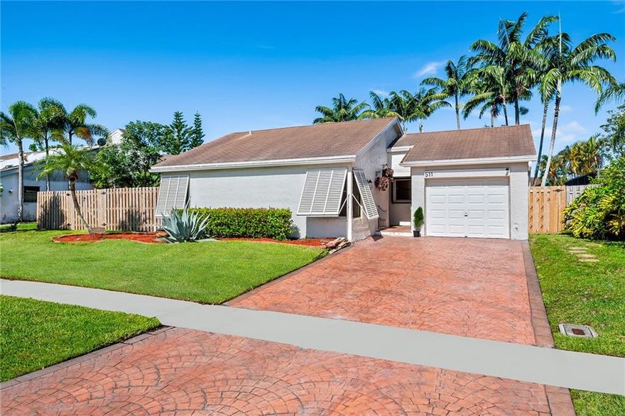 BEAUTIFUL HOME IN DESIRABLE WESTON NEIGHBORHOOD. Freshly painted upgraded 3 bedrooms 2.5 bathroom home, extra Bonus room/possible 4th bedroom, renovated backyard w/13 x 13 Pavilion, refinished pool, extended fenced in yard for outdoor entertainment in a spacious tropical getaway.  Primary suite w/ pool/garden access.  Additional amenities to enjoy at the Bonaventure Town Center club w/ 4 lit tennis courts, pickleball, theater, room for private parties, indoor skating, basketball courts, gym, and Olympic size pool.