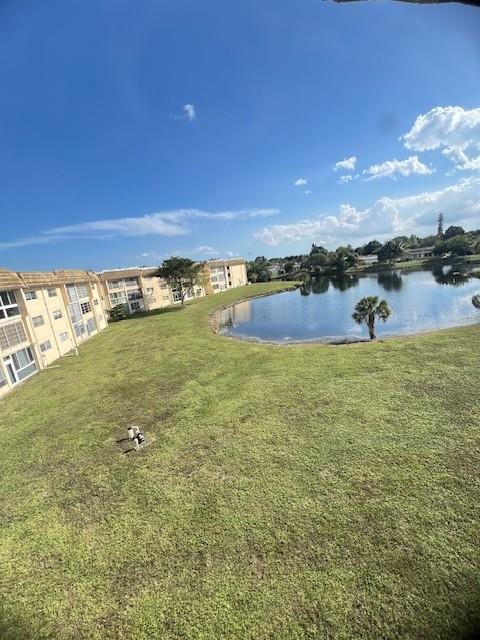 SUNRISE LAKES 43 CONDO - Residential Lease