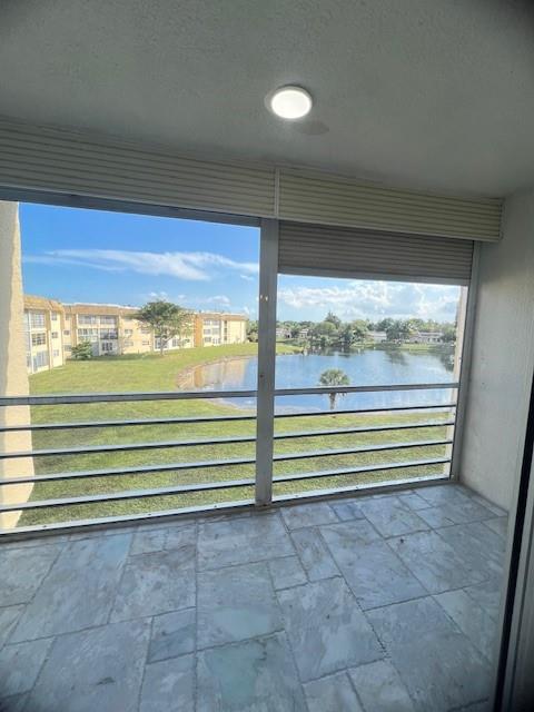 SUNRISE LAKES 43 CONDO - Residential Lease