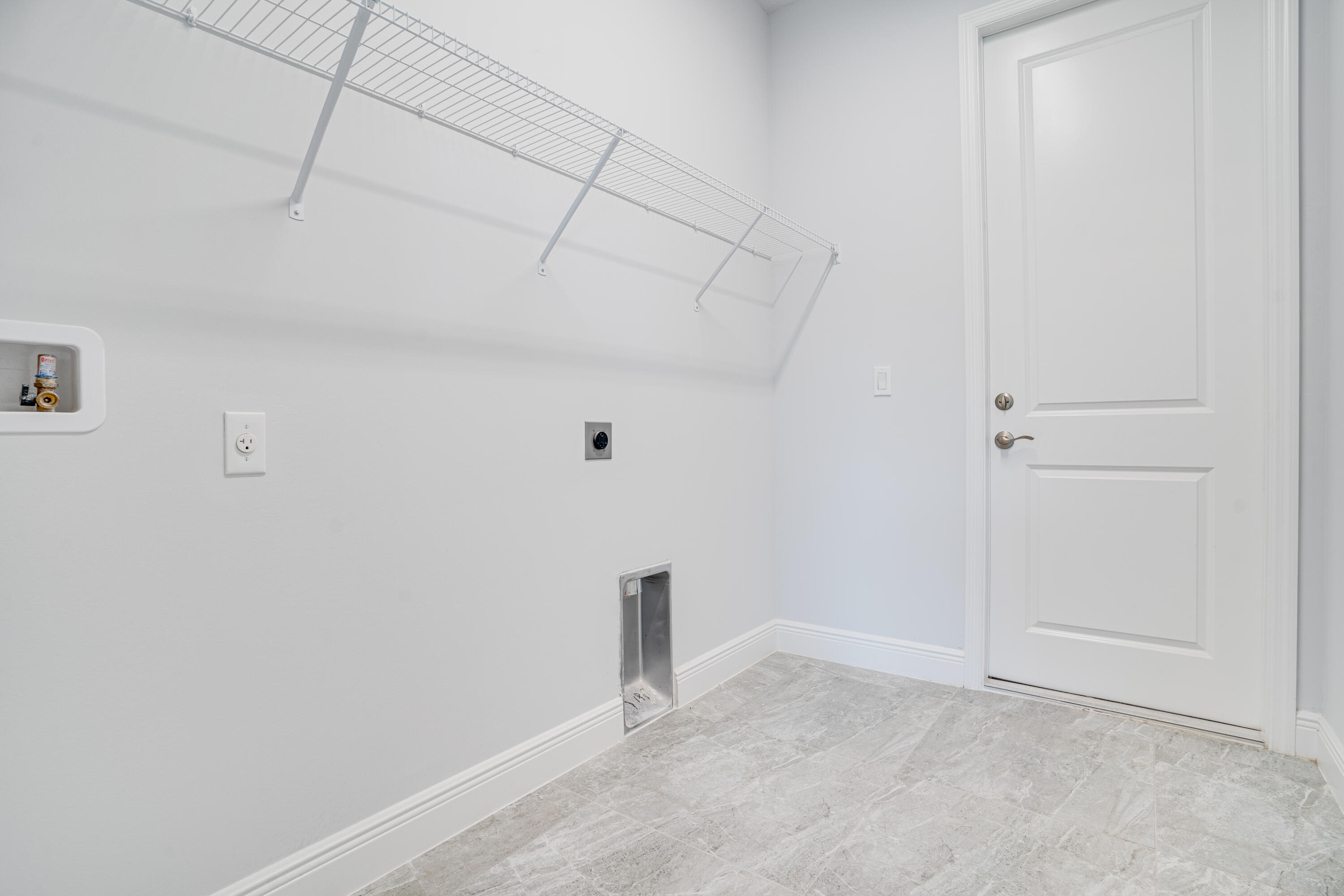 SAWGRASS LAKES PHASE 3A - Residential