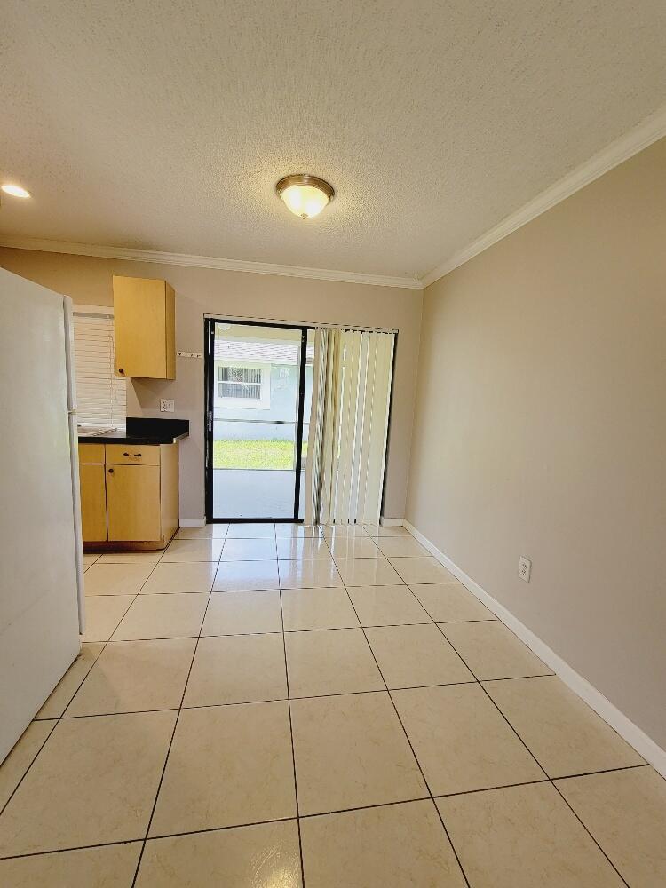 SOUTH SHORE 3 OF WELLINGT - Residential Lease
