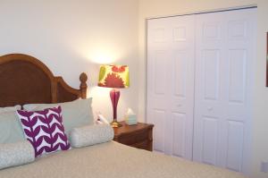 Valencia Isles - Residential