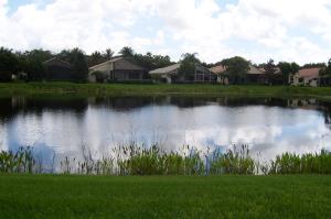 Valencia Isles - Residential