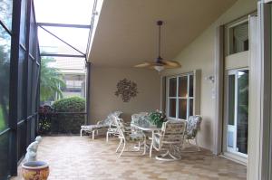 Valencia Isles - Residential