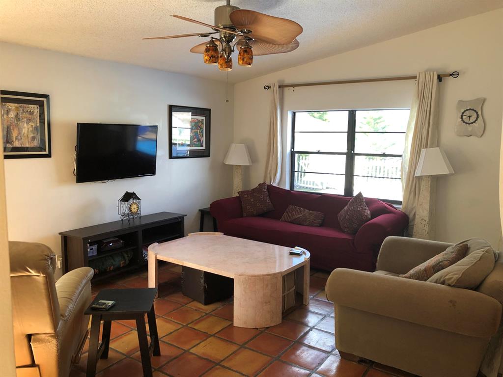 COUNTRY LANDING SEC 3 - Residential