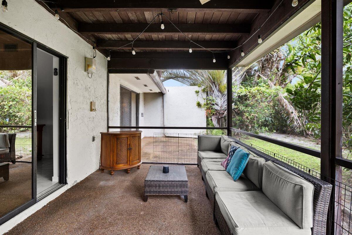 TIBURON I PH III - Residential