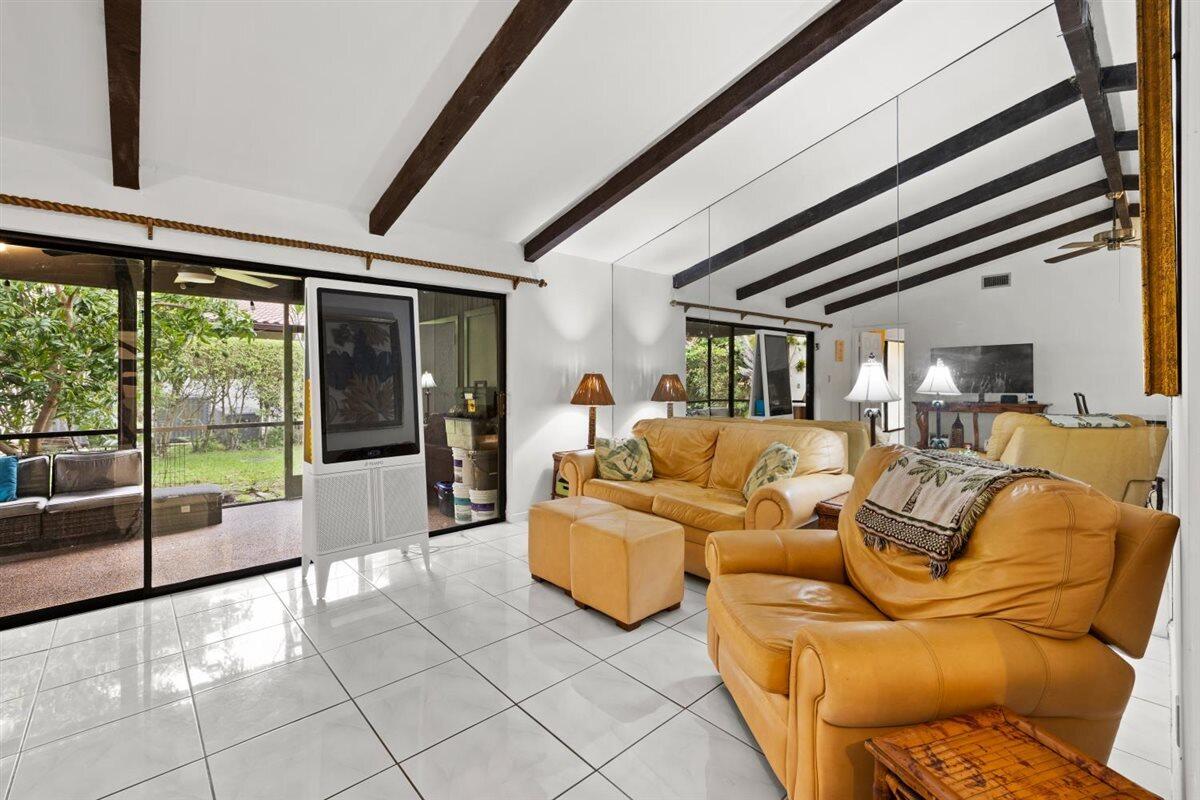 TIBURON I PH III - Residential