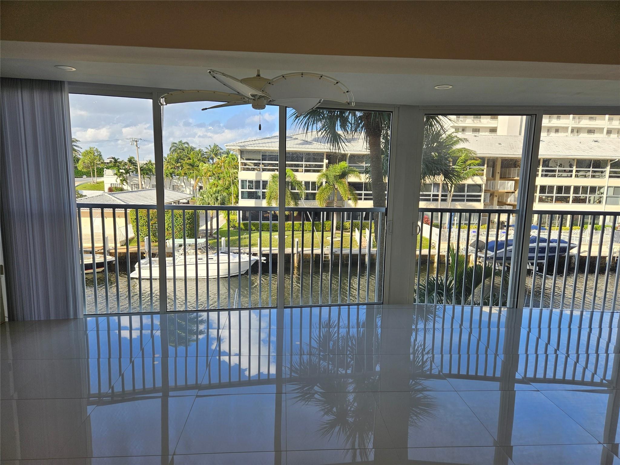 3101 NE 47th Ct 203