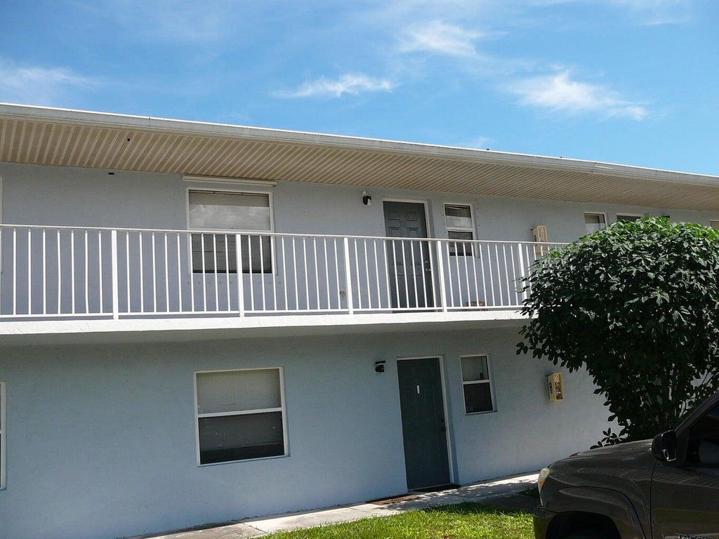 Photo of 617 Ixoria Avenue #15, Fort Pierce, FL 34982 (MLS # B26043187)